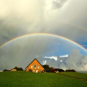 aussenansicht-langhaus-aussichtsreich-hallig-oland