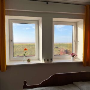 schlafzimmer-ferienwohnung-hallig-oland