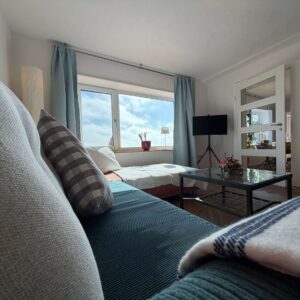 wohnzimmer-ferienwohnung-hallig-oland